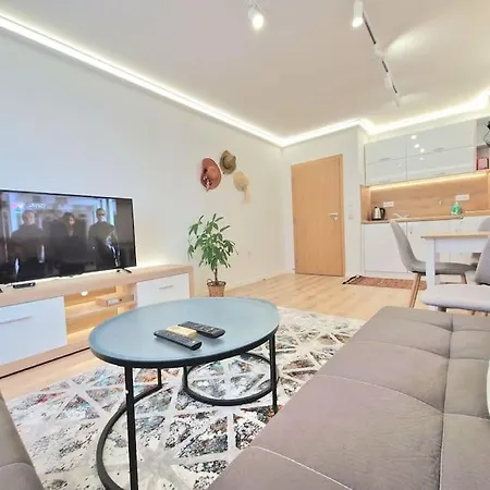 The Generals וארנה