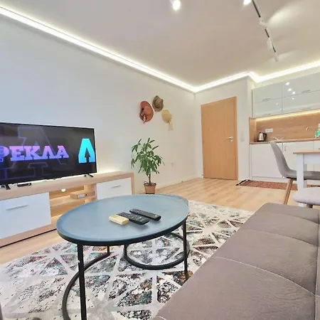 דירה The Generals *